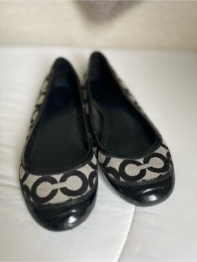 Coach Black and gray Patterned Women's Ballet Flats size 8